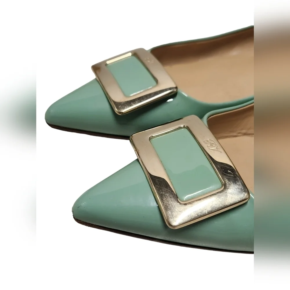 Roger Vivier Patent Flats SZ 36‎
